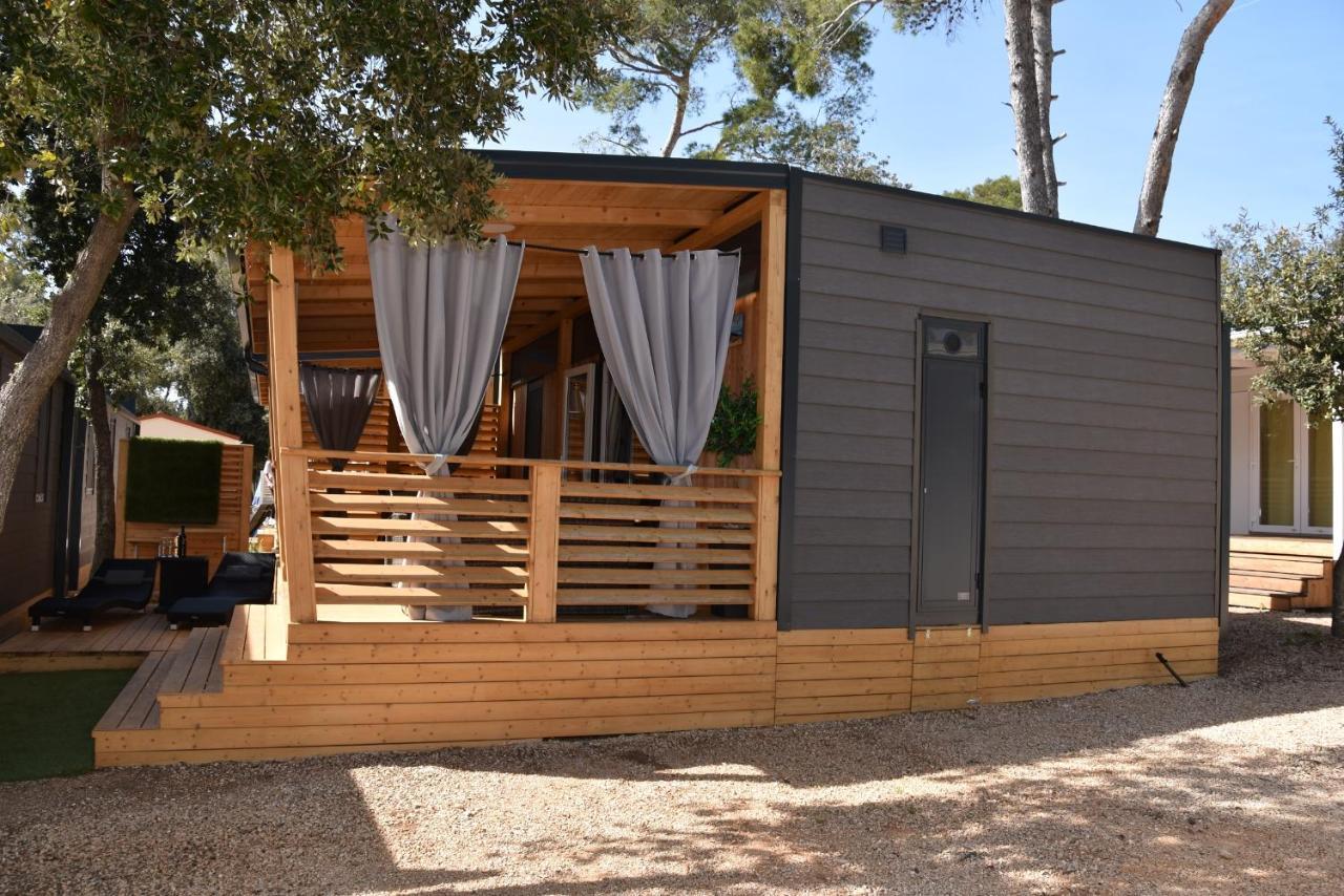 Mobile Home Biograd Na Moru Gapi House Bagian luar foto