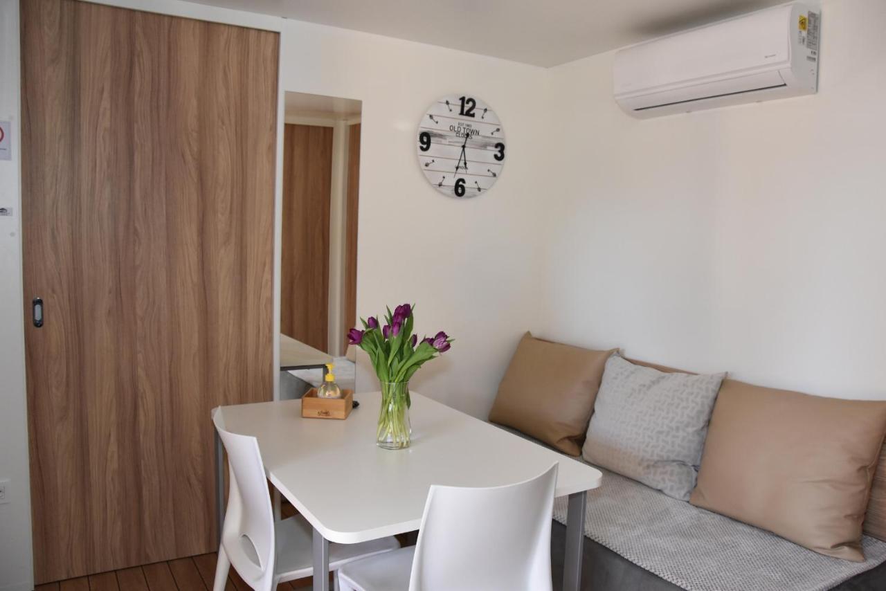 Mobile Home Biograd Na Moru Gapi House Bagian luar foto