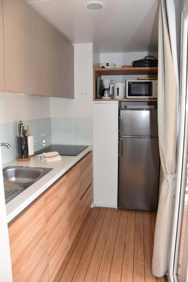 Mobile Home Biograd Na Moru Gapi House Bagian luar foto
