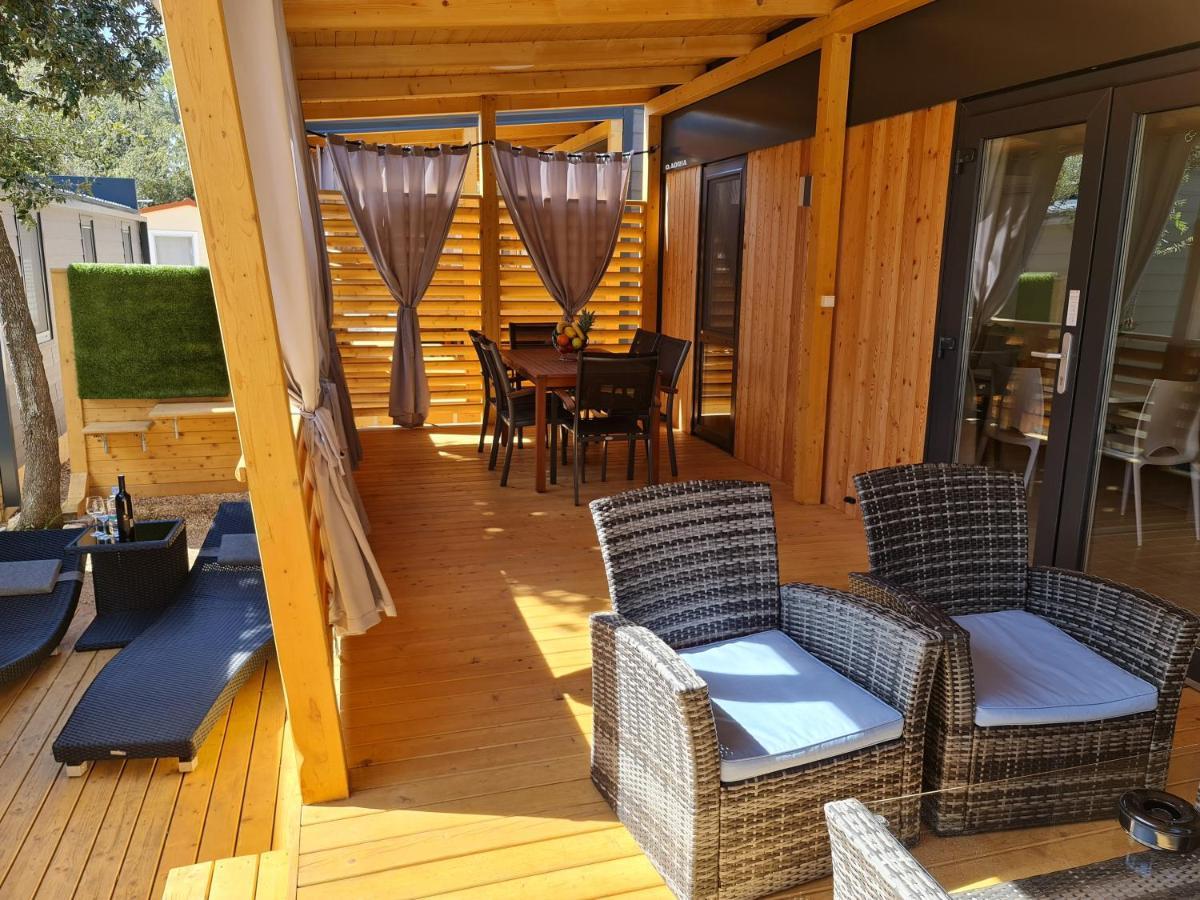Mobile Home Biograd Na Moru Gapi House Bagian luar foto