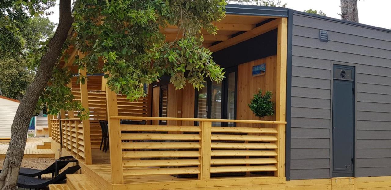 Mobile Home Biograd Na Moru Gapi House Bagian luar foto